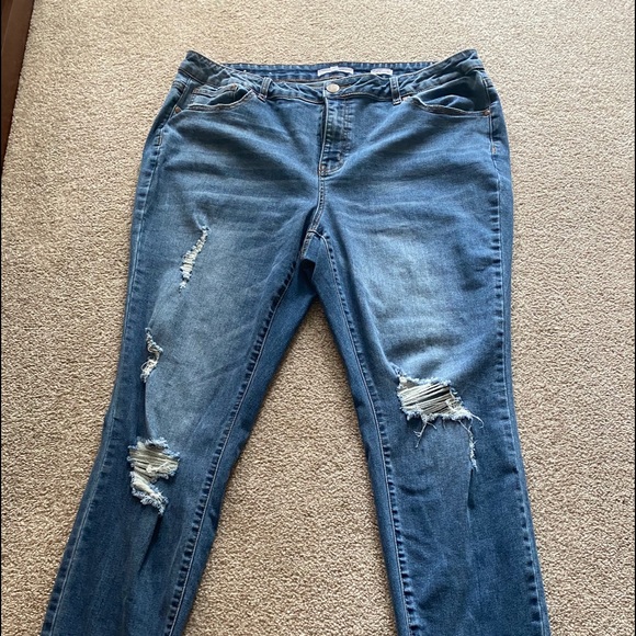 Jeans - Picture 4 of 4
